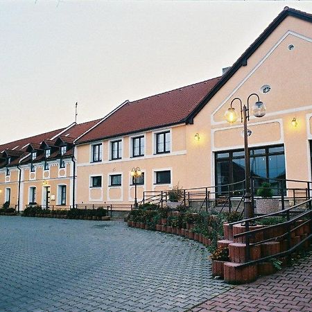 Pension U Svateho Jana Hradec Kralove Luaran gambar