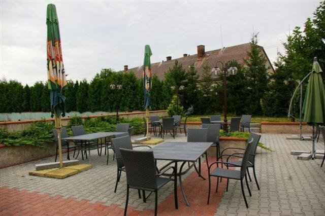 Pension U Svateho Jana Hradec Kralove Luaran gambar